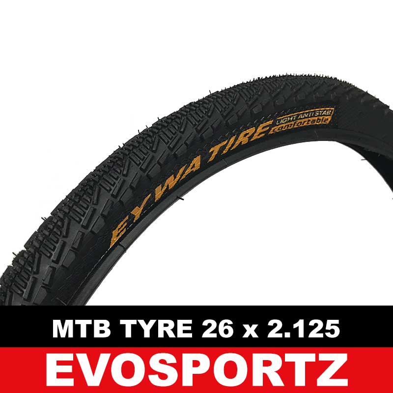 cycle tyre with rim